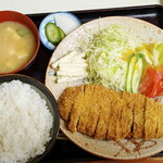とんかつ まさ - 料理写真:中ロースかつ定食