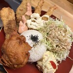 フライヤーフライヤー - ミックスフライ定食