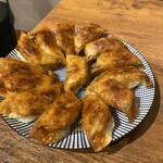 牛タンと馬肉とクリスピー餃子 ひまわり［精］ - 