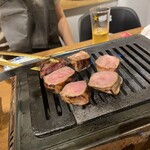 牛タンと馬肉とクリスピー餃子 ひまわり［精］ - 