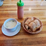 OTTOMAN KITCHEN - パンとスープ