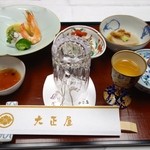 大正屋 - 【夕食】先付けと食前酒の梅酒