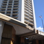 Hyatt Regency Waikiki Beach Resort and Spa - 