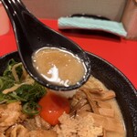 元祖肉玉そば 越智 - 鶏.豚.牛の旨味を10時間かけてじっくり引き出した’三獣スープ’