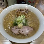 三ん寅 - 味噌ラーメン大盛り1400円