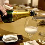 佐ノ - まずは泡からスタート