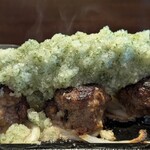 ハンバーグステーキ jumbo - こんなにたっぷり大根おろしが乗ってます