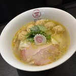 横浜中華そば 維新商店 - 
