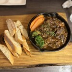 PUB LOUNGE EMERALD - 