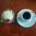 イエノウエノカフェ - 