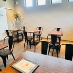 BRISKSTAND - 店内