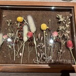 ラチュレ - 押花のディスプレイが、とてもきれいでおしゃれ。