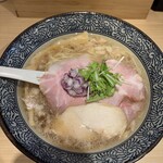 地鶏と伊勢海老 中華そば 聖 - 