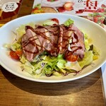 ジョリーパスタ - 料理写真:ローストビーフサラダ（2〜３人前）