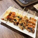 炭火野菜巻き串と餃子 博多うずまき 栄住吉店 - 