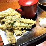 個室×名物鶏料理 とりせん - ねぎの天ぷら