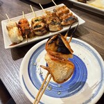 炭火野菜巻き串と餃子 博多うずまき - 