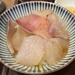 三彩 - 