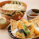 ジョウハナーレ - 氷見うどん 季節の天ぷら盛り合わせ