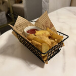 星空サンシャインTOKYO - ハーブ香るフライドポテト