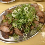 串屋横丁 - ハラミとタンモトの炙り