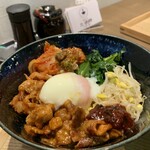 焼肉丼 たれ櫻 - 