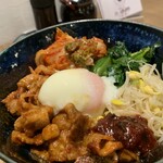 焼肉丼 たれ櫻 - 