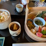 六盛 - 手桶弁当