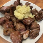 もつ焼きとん兵衛 - 