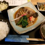 割烹食堂 かいね - 松川カレイ（中）の煮付け　1380円