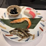 神戸和牛すき焼きしゃぶしゃぶ菊鶴 - 