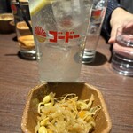 蔵元居酒屋 清龍 - 生搾りレモンサワーと、お通し