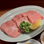 焼肉ホルモン金樹 - 