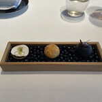 ベージュ アラン・デュカス 東京 - 