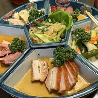 廣東飯店 - 前菜5品盛り合わせ