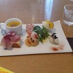 生ハムとワインの店 RACONDO - 