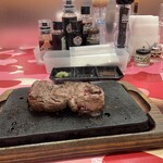 やっぱりステーキ - 料理写真:やっぱりステーキ2,300円