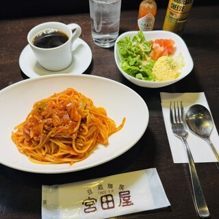 宮田屋珈琲レンガ館 Cafe_1