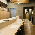 鮨あずま - 店内