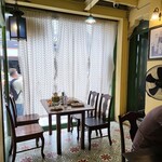 One Chun Cafe and Restaurant - 