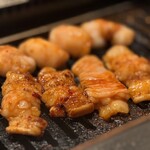 本格焼肉・もつ鍋 肉衛門 - 