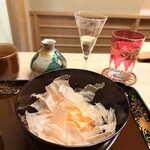 片折 - 削り立て鰹節の卵掛けご飯（普通盛り）