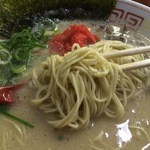 柳屋 - 低加水のシコシコ麺