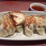 龍鳳 大門横丁店 - 餃子