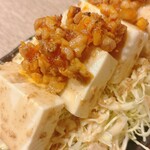 喜どり - 鶏味噌の冷奴！この鶏味噌でご飯食べたい！