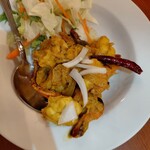 ニルワナム 虎ノ門店 - カレー風味のシュリンプ