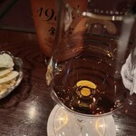 モモタ バー - 余市蒸溜所で作られた酒…？