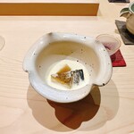 すし宮川 - 函館産エゾアワビ＆肝ソース