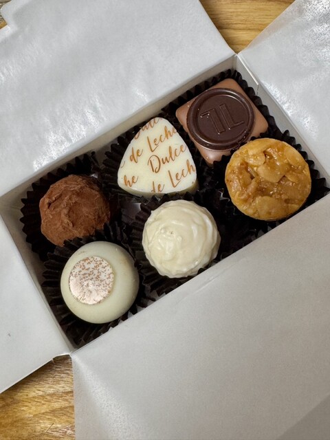 チョコラ Theobroma Chocolate