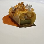ラ・ヴァガボンド - クレープシュゼット　柑橘とアボカド　キャラメルソース